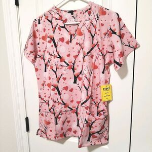 Revel Women's V-Neck Scrub Top Pink Tree of Love Hearts Size Medium New w/Tags